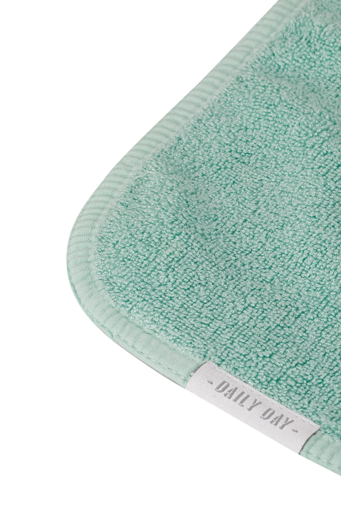 daily_day_bath_towel_mint_green