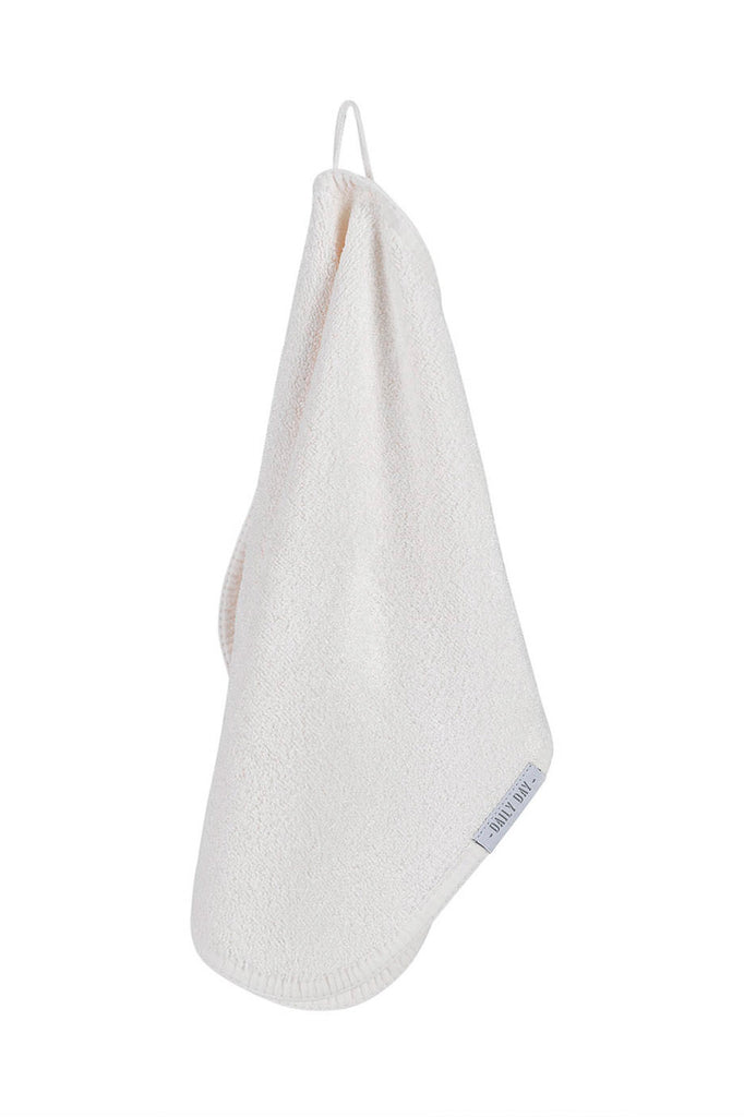 daily_day_face_towel_everyday_white