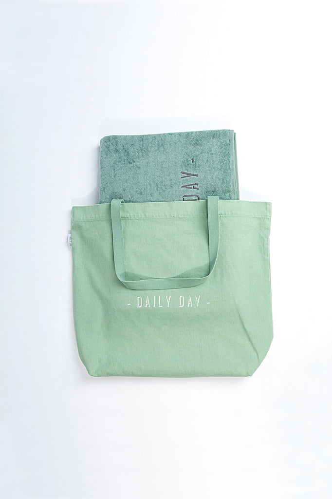 daily_day_beach_towel_mint_green