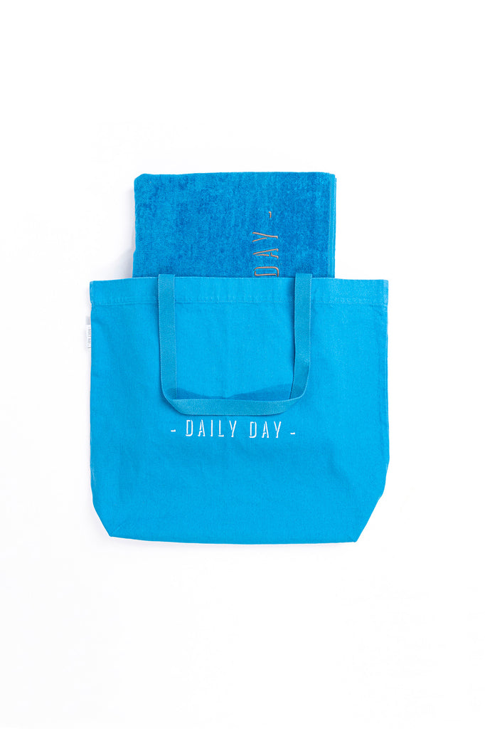 daily_day_beach_towel_regatta_blue