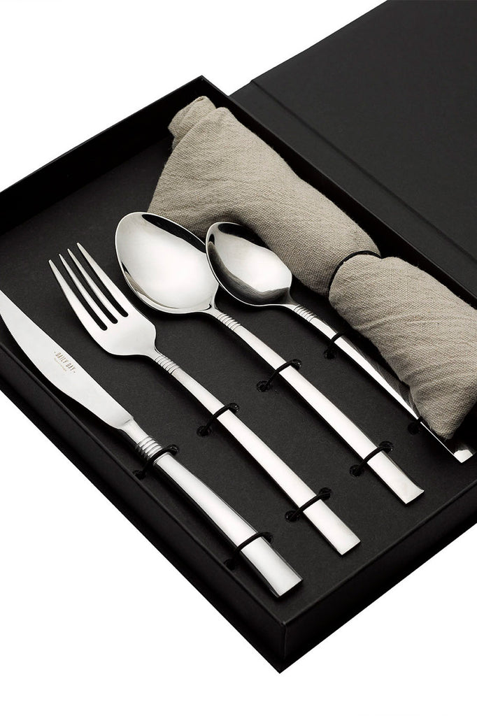 daily_day_flatware_set_geres